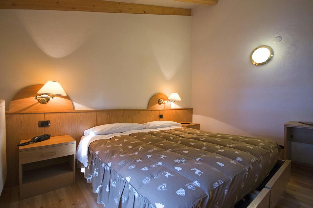 Hotel Miravalle Soraga Extérieur photo